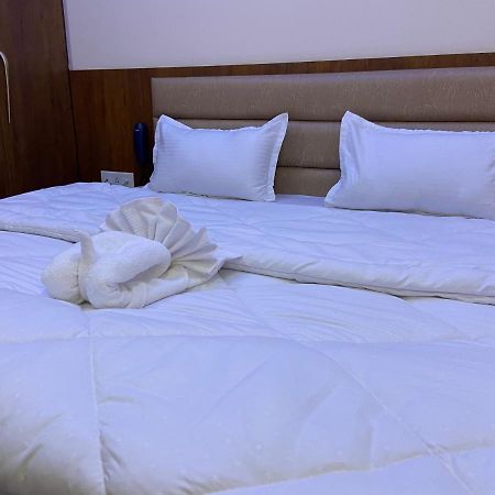 Hotel Tulsi Villa Dehradun Eksteriør bilde