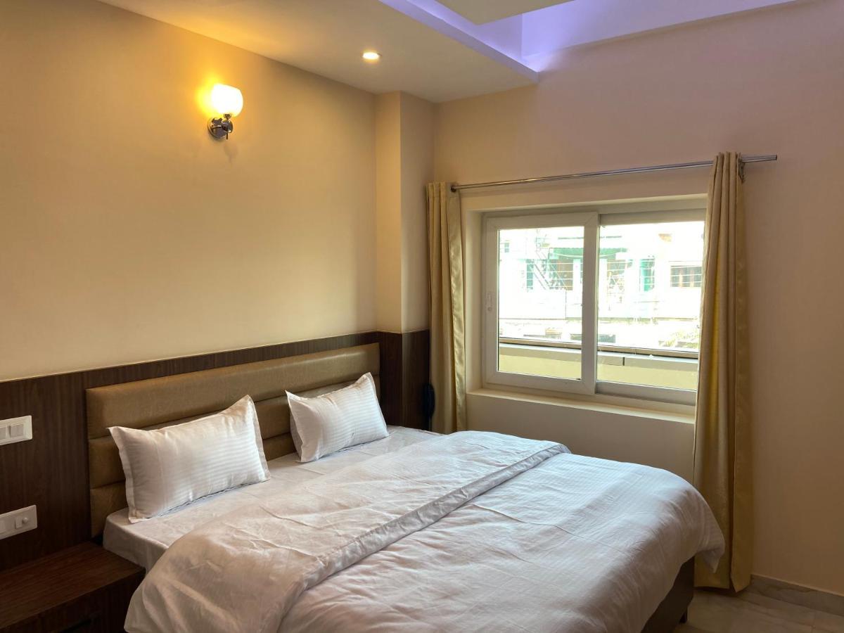 Hotel Tulsi Villa Dehradun Eksteriør bilde